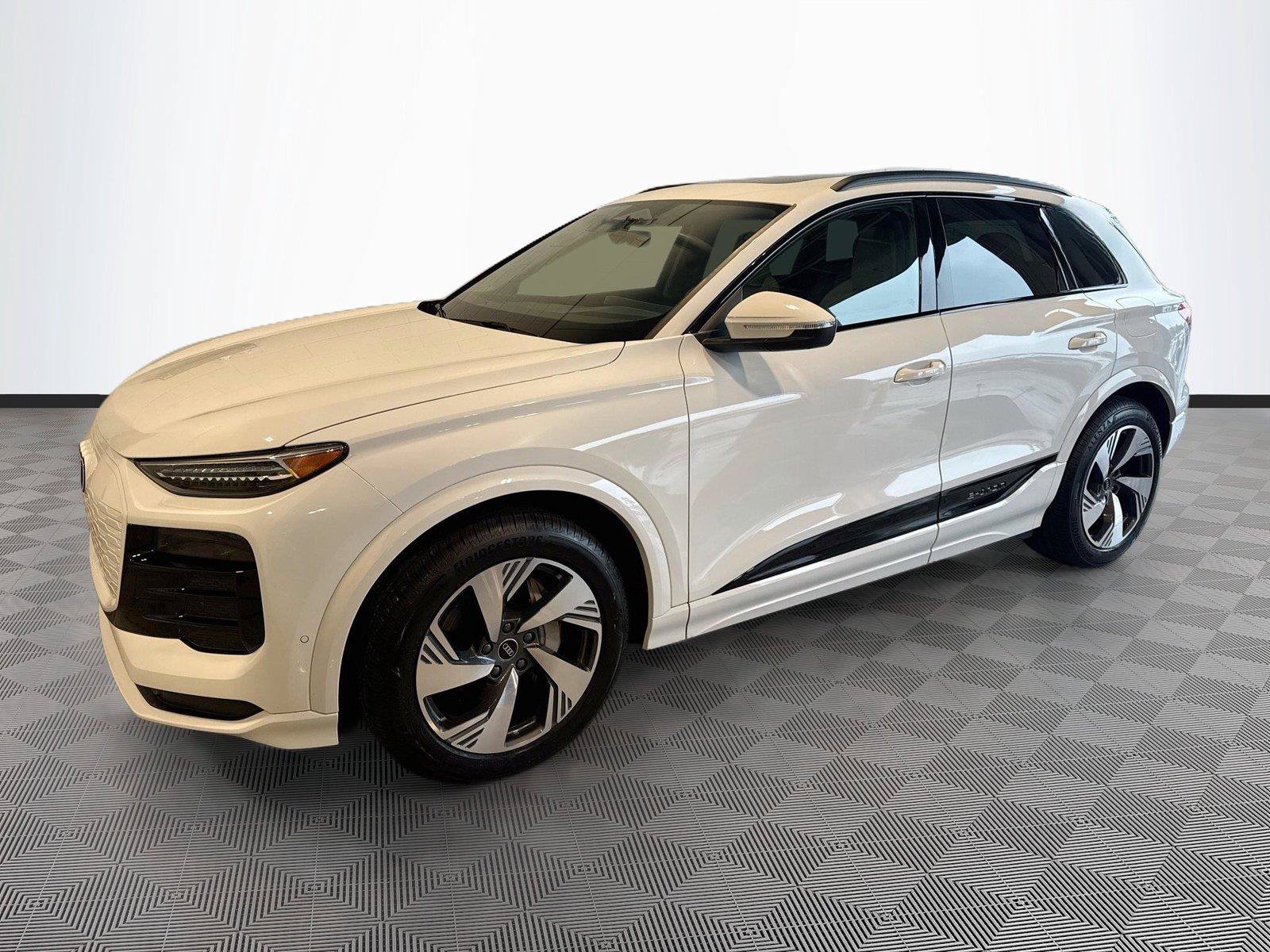 Certified 2025 Audi Q6 e-tron Prestige w/ Beige Warm Weather Package AWD/4WD image 2