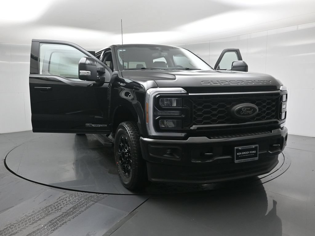 New 2026 Ford F250 Lariat w/ Black Appearance Package AWD/4WD image 31