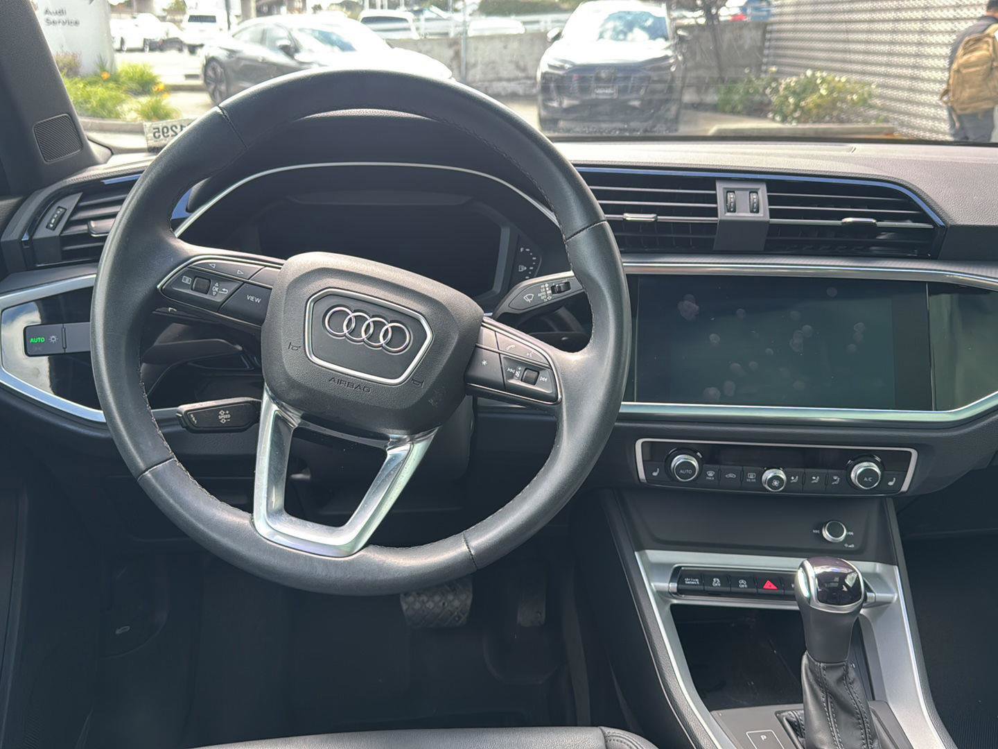 Used 2022 Audi Q3 2.0T Premium AWD/4WD image 9