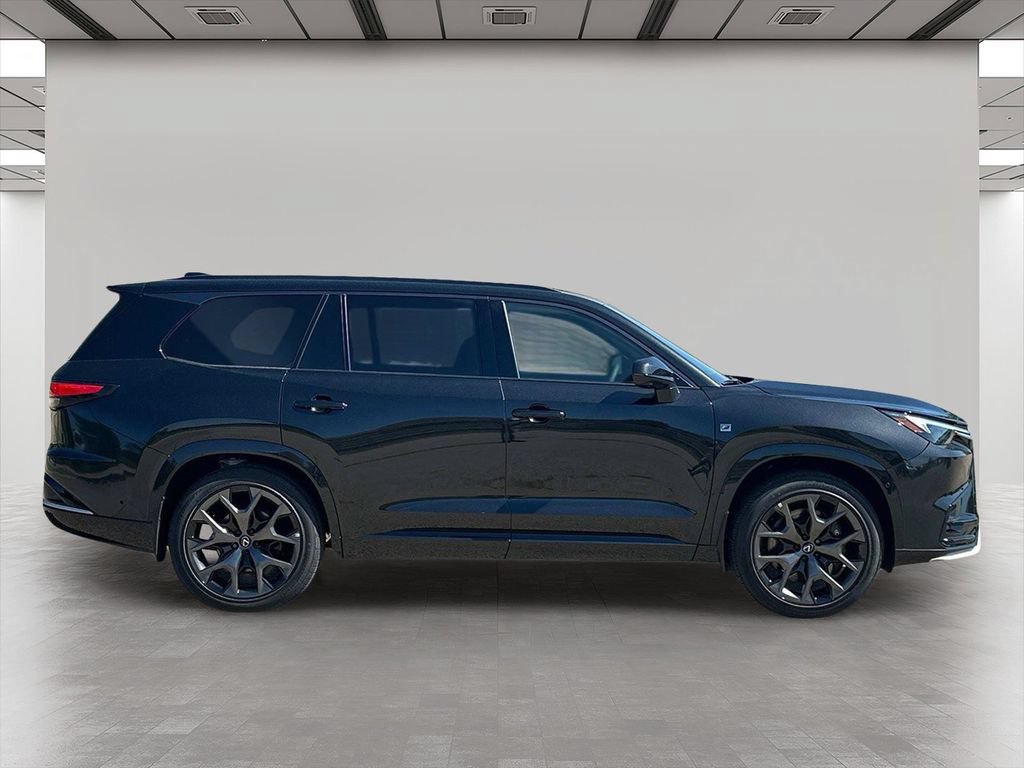 New 2025 Lexus TX 500h AWD image 7