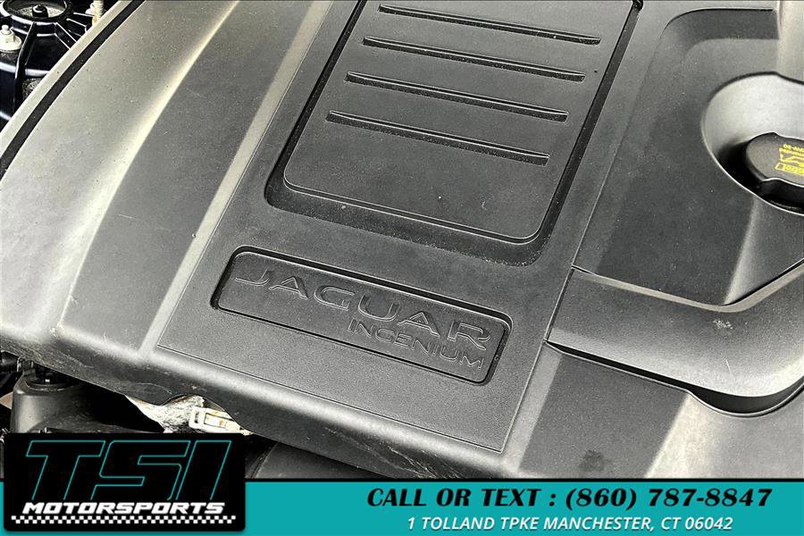 Used 2020 Jaguar F-PACE Prestige image 35