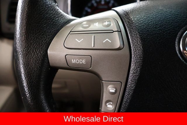 Used 2010 Toyota Highlander Limited AWD/4WD image 19