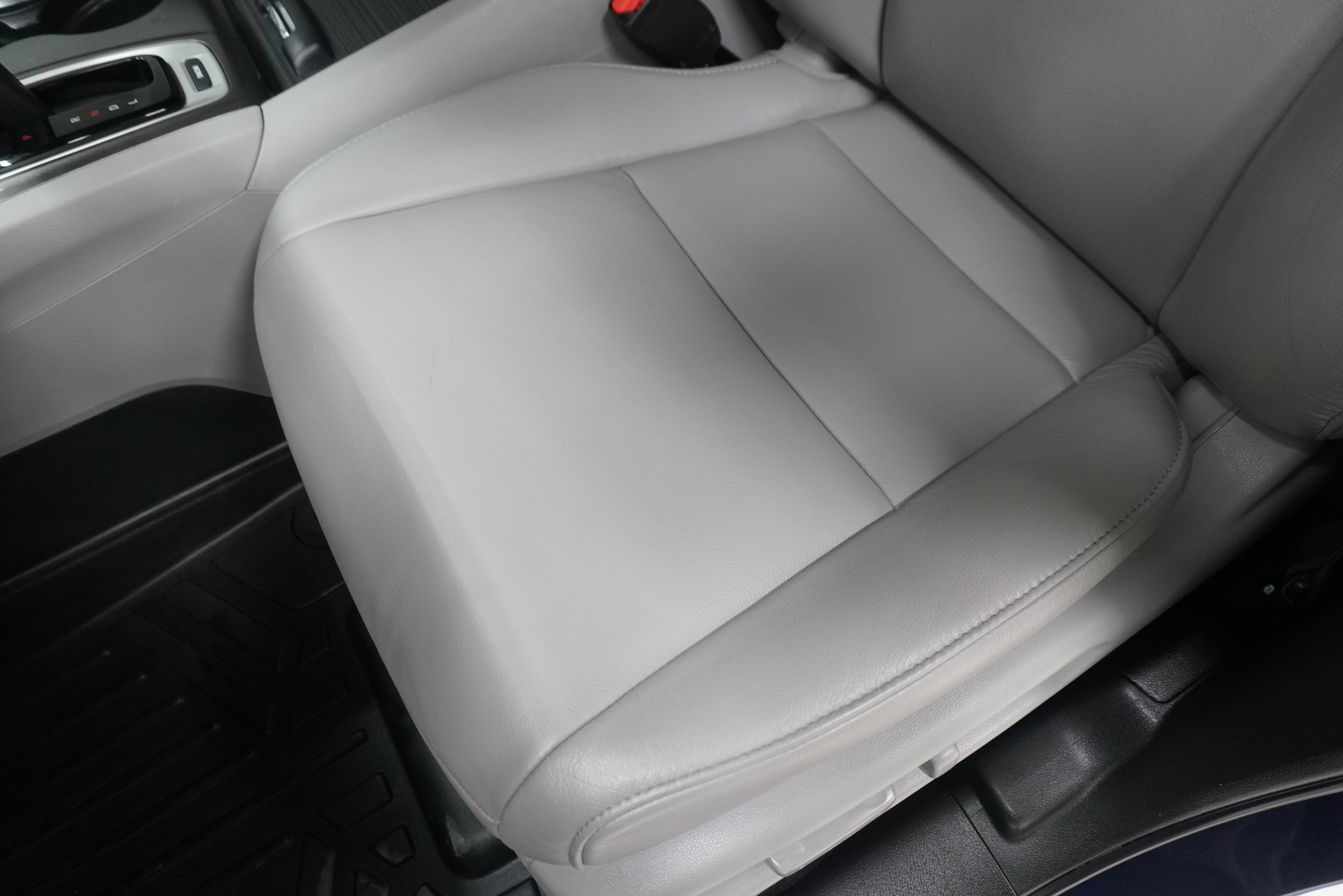 Used 2017 Honda Pilot EX-L image 12