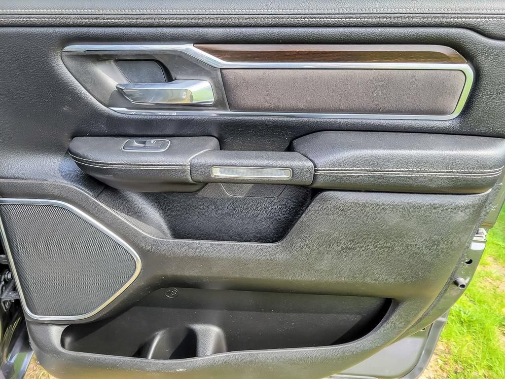 Used 2022 RAM 1500 Laramie AWD/4WD image 20