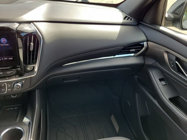 Used 2023 Chevrolet Traverse Premier w/ Redline Edition AWD/4WD image 20