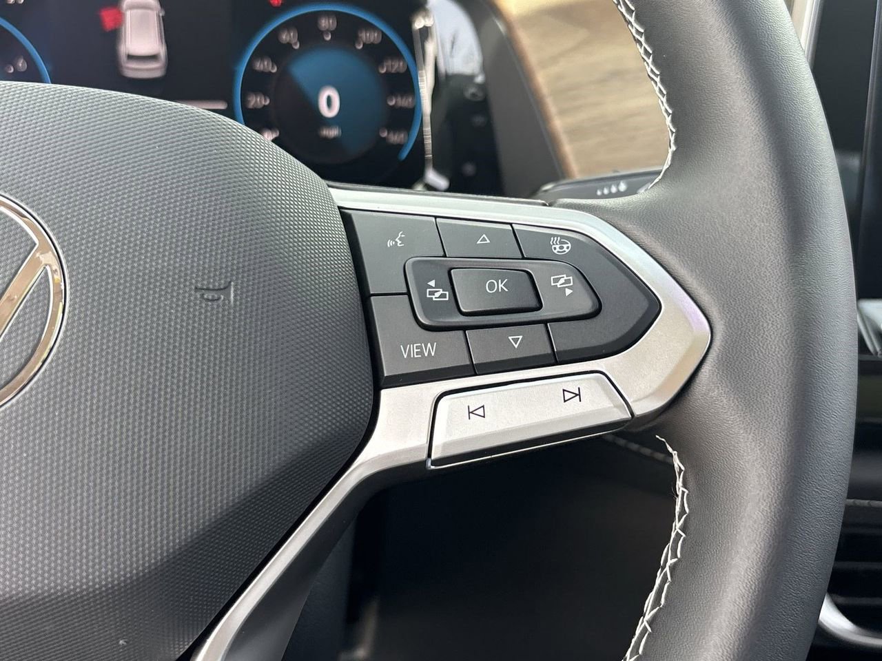 New 2026 Volkswagen Atlas SE image 21