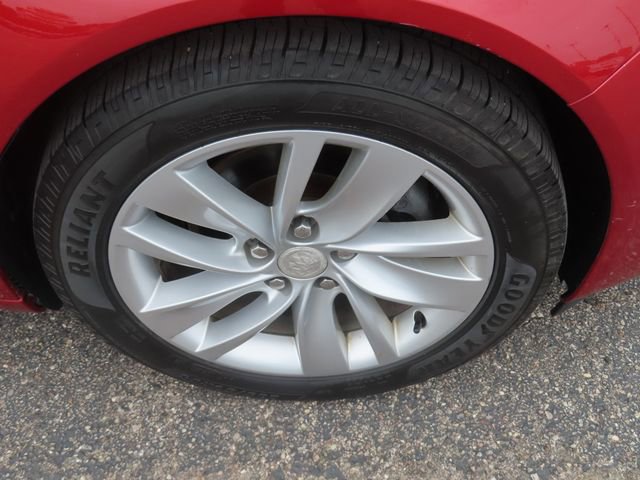 Used 2015 Buick Regal FWD image 12