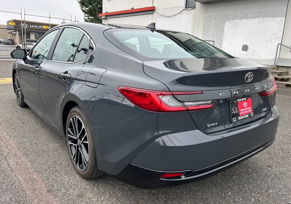 Certified 2025 Toyota Camry XLE FWD image 7