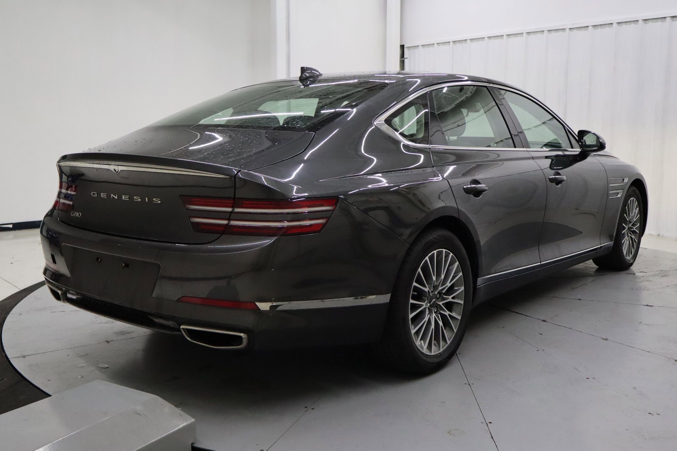 Used 2023 Genesis G80 2.5T image 4