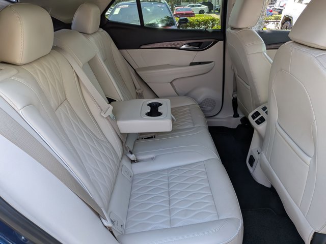 Used 2023 Buick Envision Avenir image 17