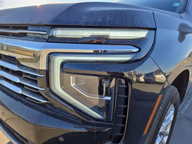 Used 2025 Chevrolet Suburban LT image 6