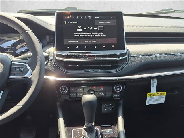 New 2026 Jeep Compass Latitude AWD/4WD image 11