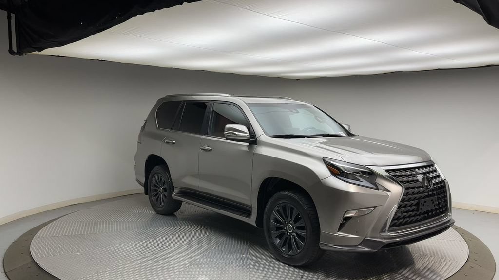 Used 2023 Lexus GX 460 Premium w/ Accessory Package AWD/4WD image 8