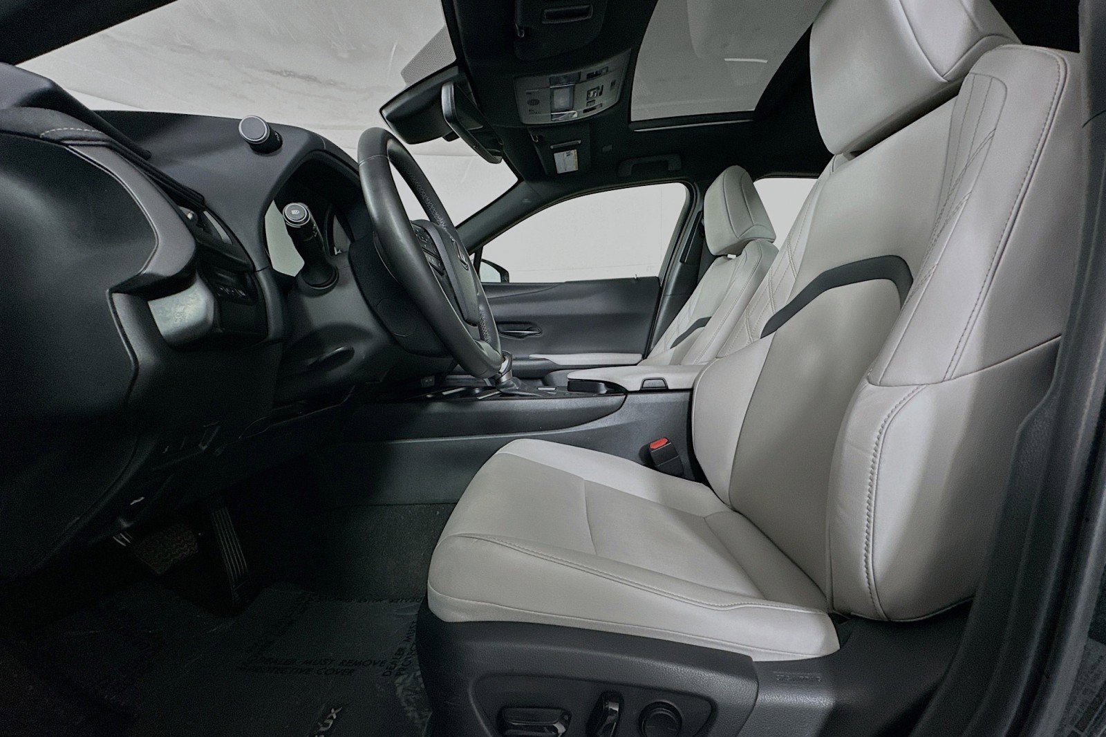 Used 2023 Lexus UX 250h UX 250h image 17