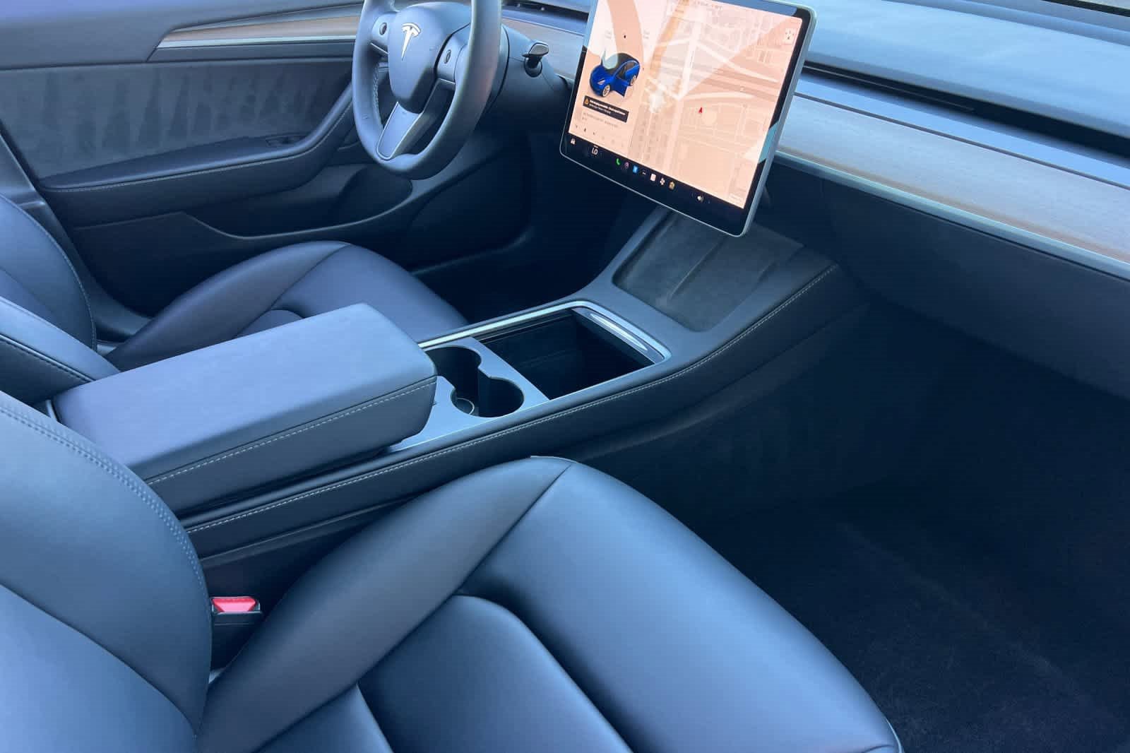 Used 2023 Tesla Model 3 Standard Range image 15