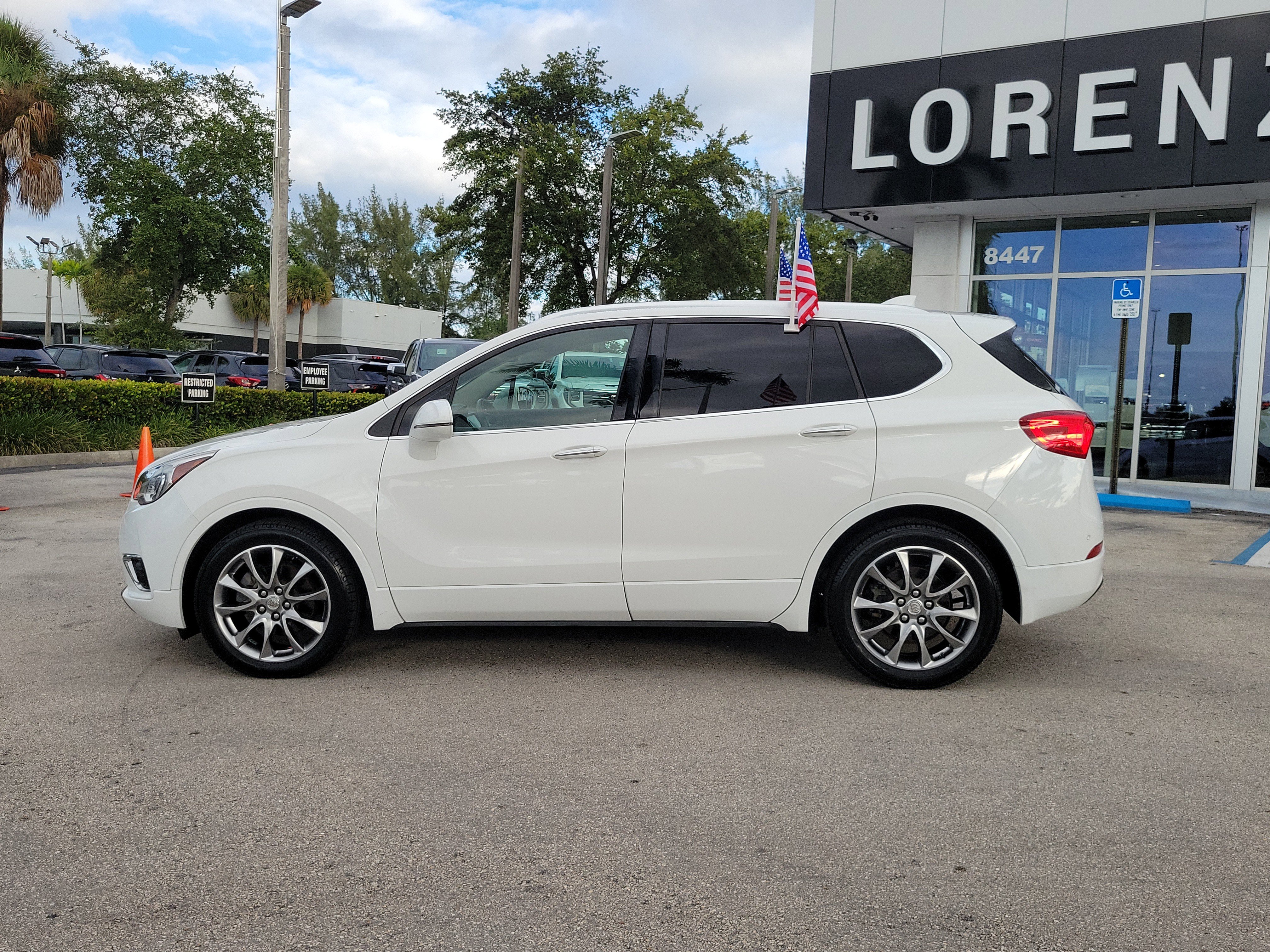 Used 2020 Buick Envision Essence w/ Experience Buick Package image 8