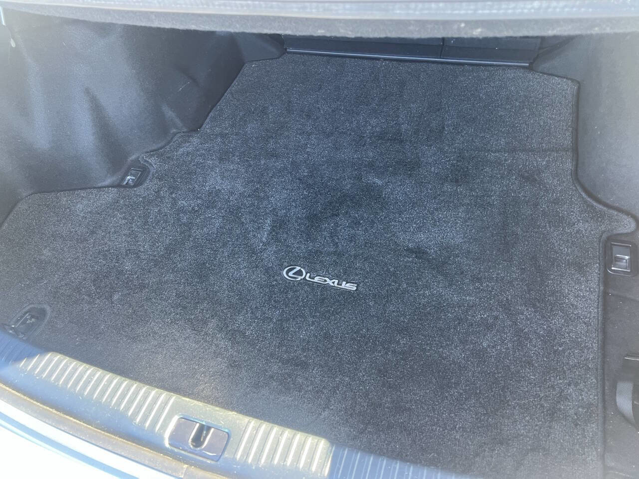 Used 2016 Lexus IS 200t image 24