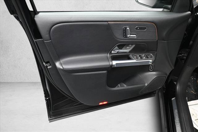 Certified 2023 Mercedes-Benz GLB 250 4MATIC image 20