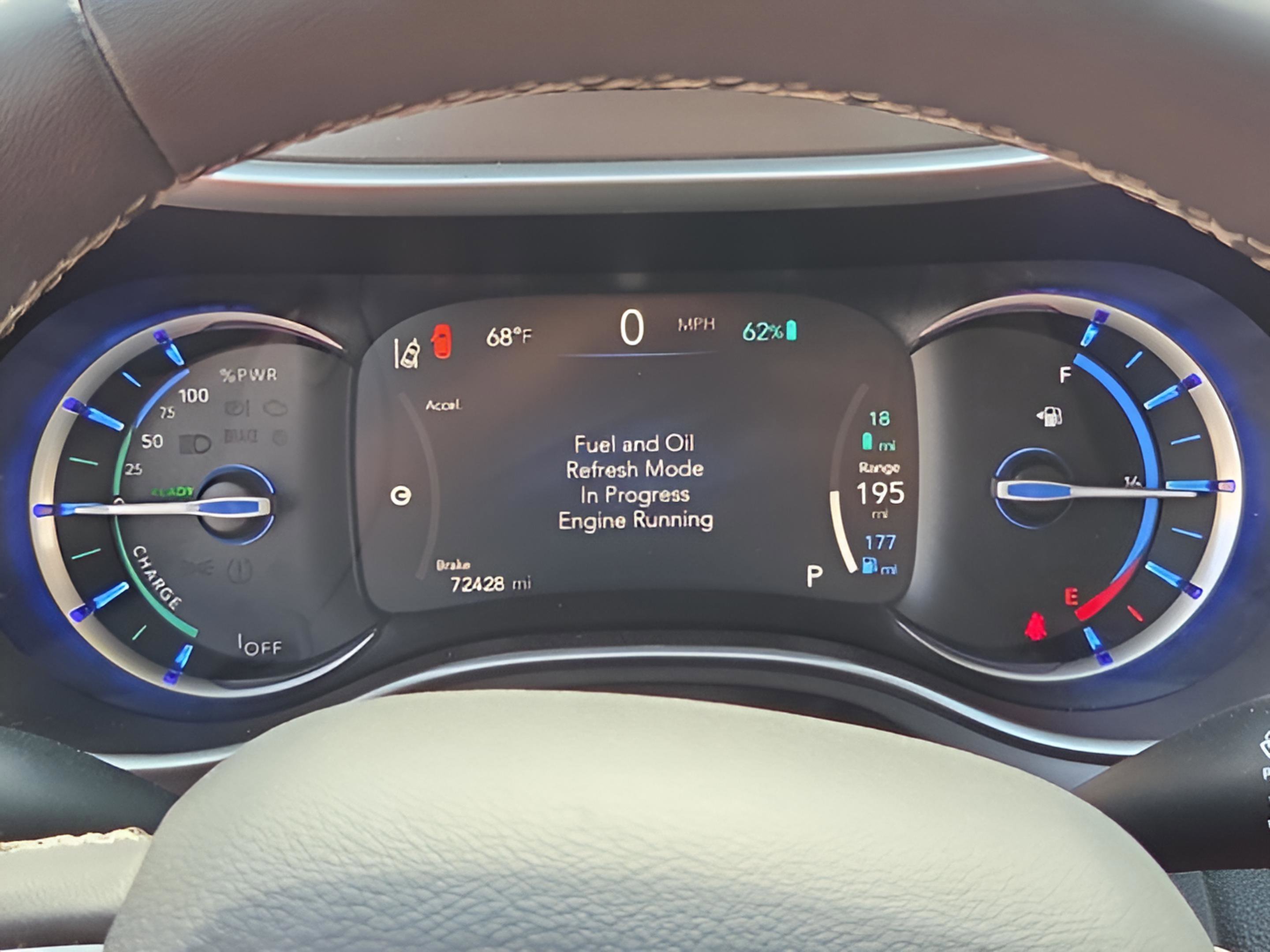 Used 2023 Chrysler Pacifica Touring-L image 19