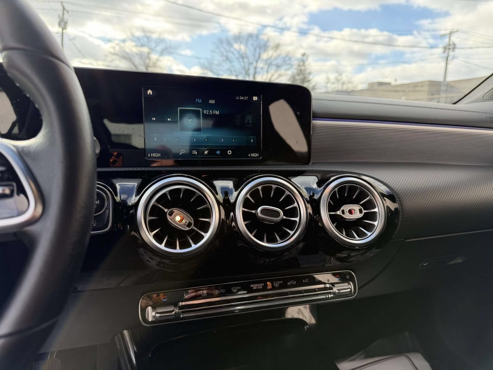 Used 2020 Mercedes-Benz CLA 250 image 45