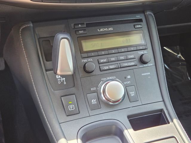 Used 2016 Lexus CT 200h w/ Accessory Package 2 image 31