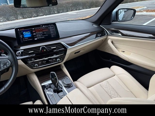 Used 2021 BMW 530i xDrive image 13
