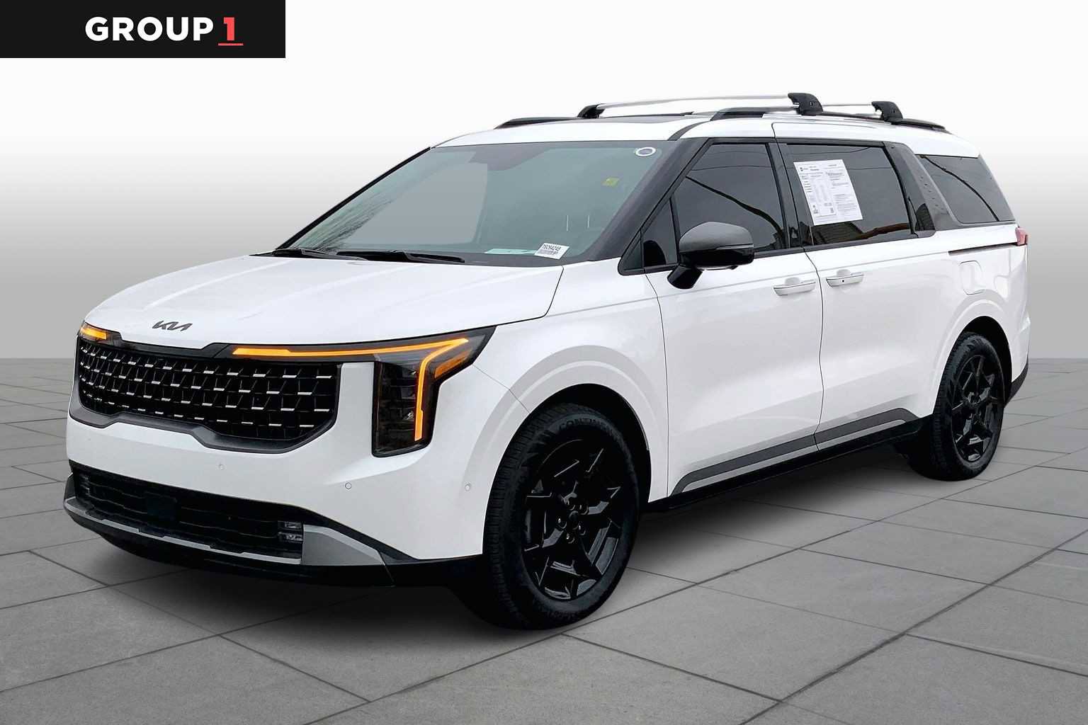 Used 2026 Kia Carnival SX w/ SX Dark Edition Package