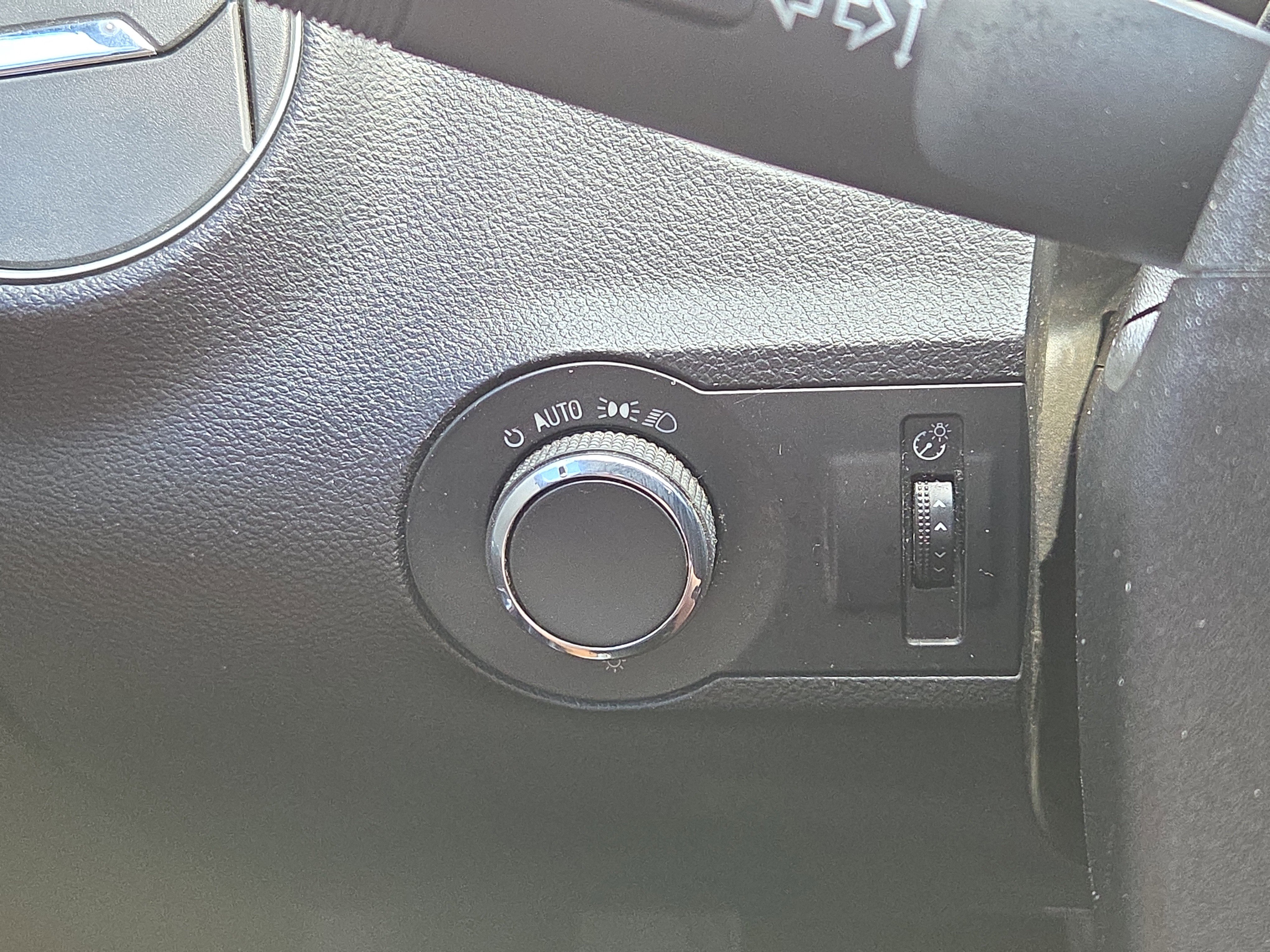 Used 2013 Chevrolet Camaro LS image 20