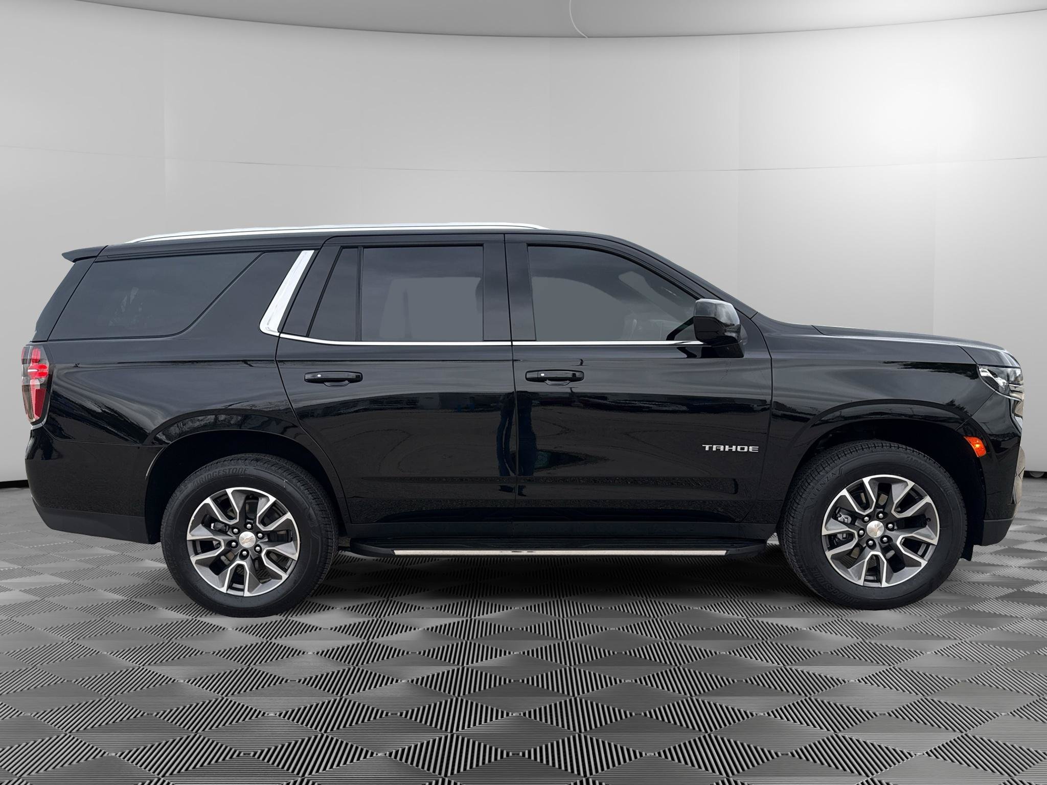 Used 2021 Chevrolet Tahoe LT AWD/4WD image 5
