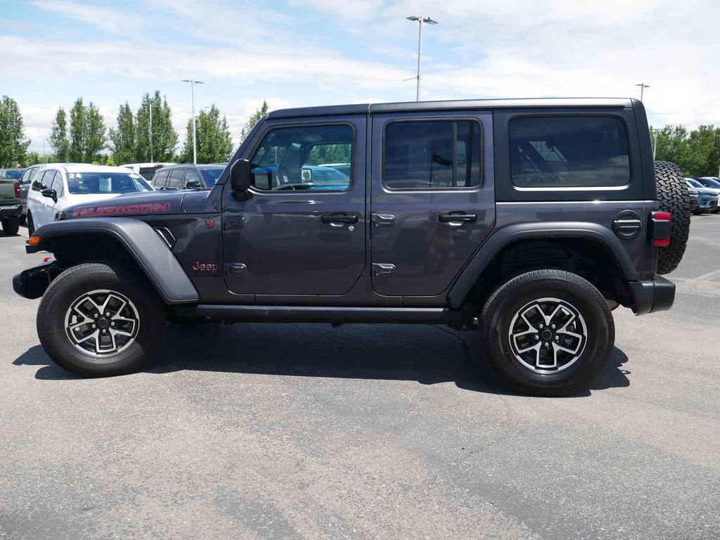 Used 2024 Jeep Wrangler Unlimited Rubicon AWD/4WD image 21