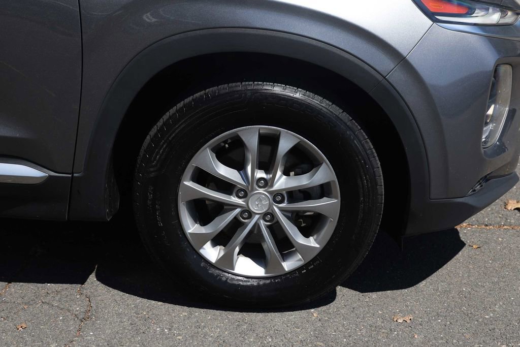 Used 2019 Hyundai Santa Fe SE AWD/4WD image 6