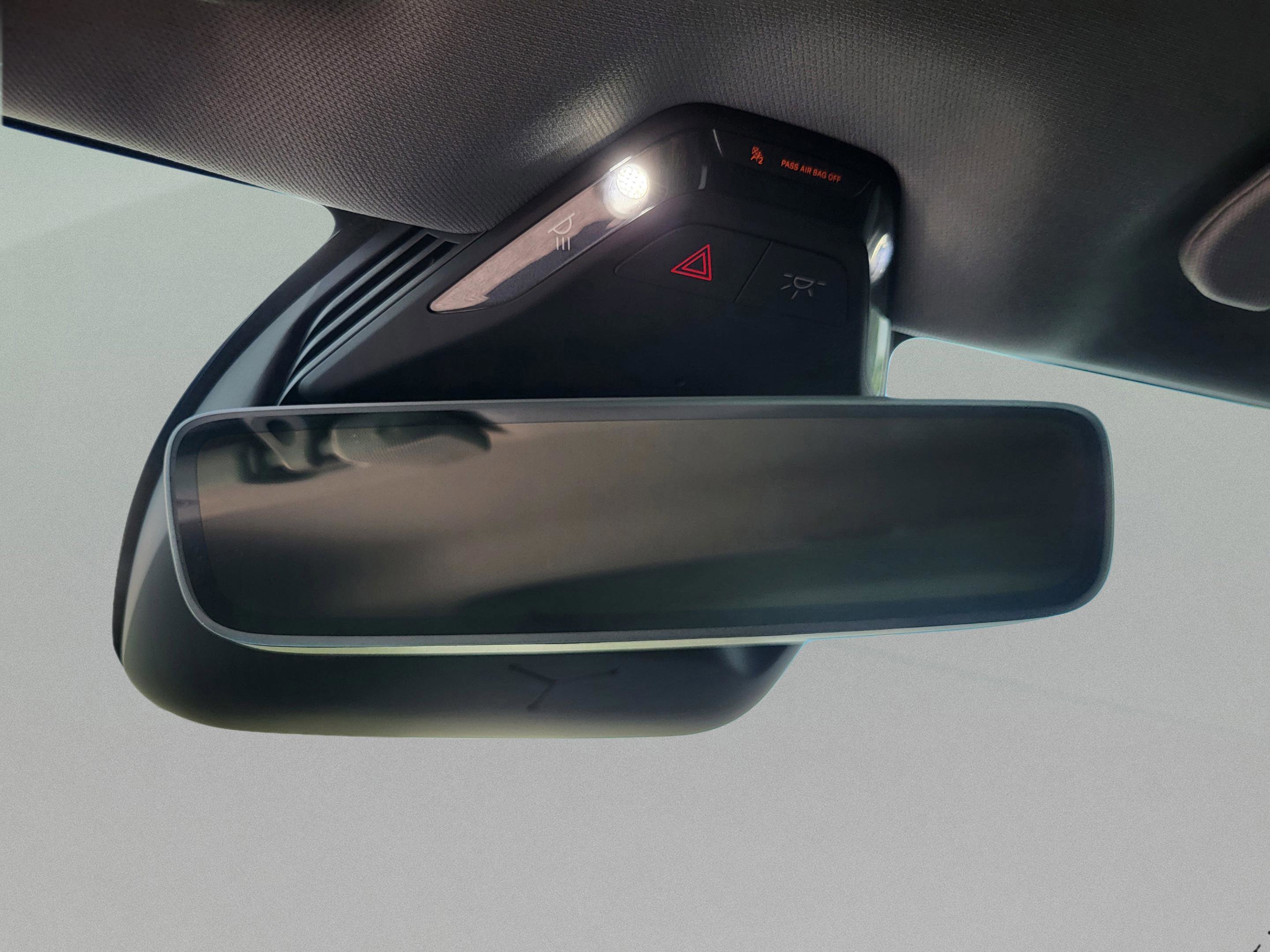 Used 2025 Lucid Air Pure image 46