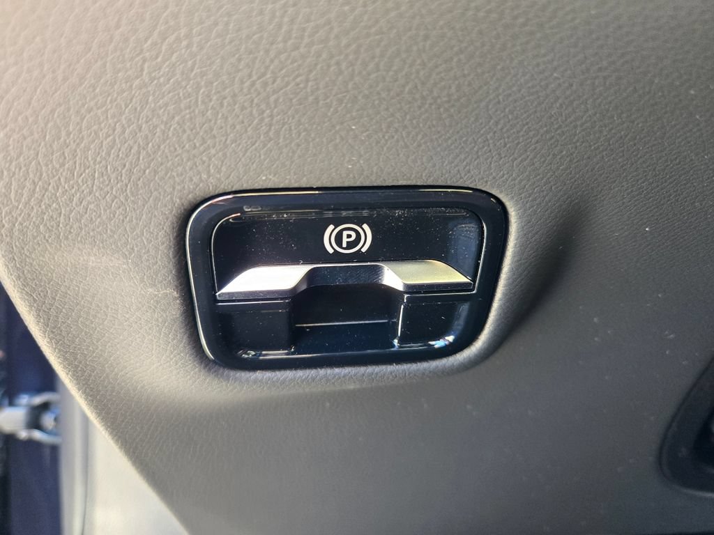 New 2026 Mercedes-Benz E 350 4MATIC Sedan image 19