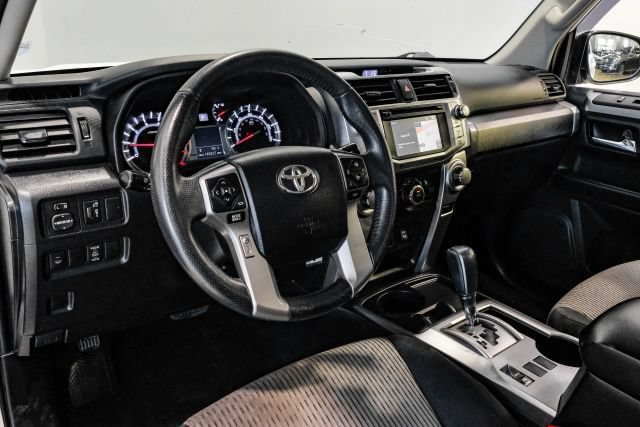 Used 2017 Toyota 4Runner SR5 RWD image 4