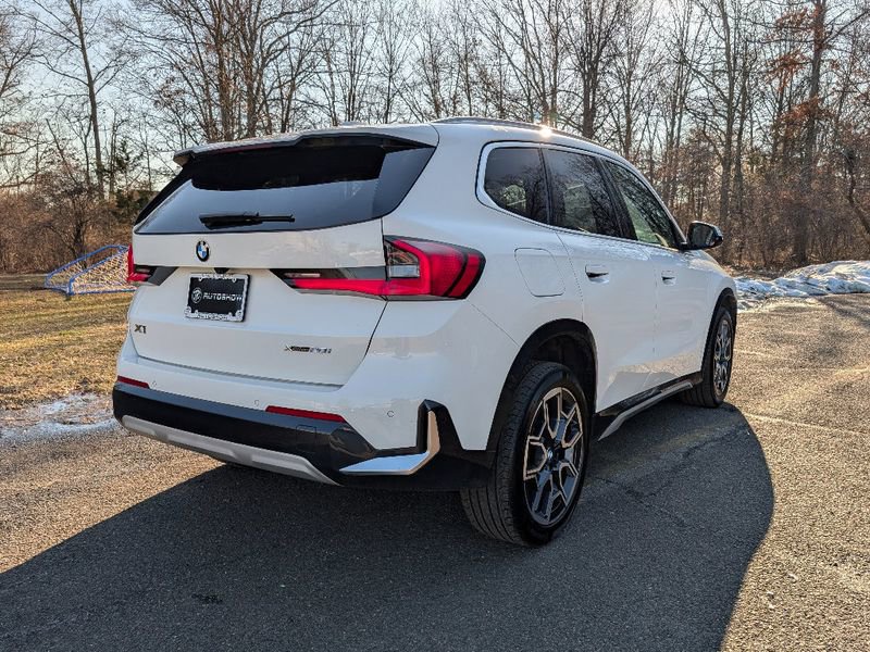 Used 2023 BMW X1 xDrive28i w/ Convenience Package AWD/4WD image 4