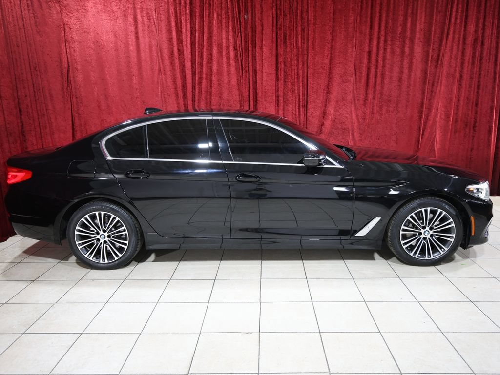 Used 2020 BMW 530i RWD image 9