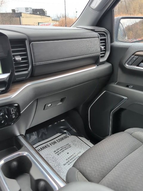 Used 2023 Chevrolet Silverado 1500 LT Trail Boss w/ LPO, Dark Essentials Package image 23