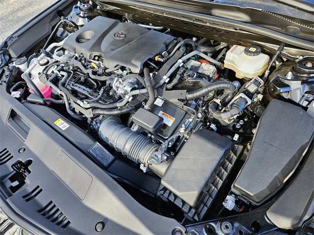 Used 2022 Toyota Camry LE image 18