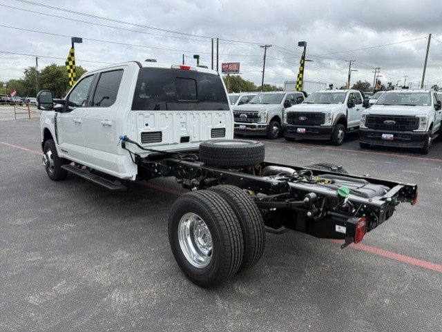 Used 2027 Ford F350 Lariat AWD/4WD image 8