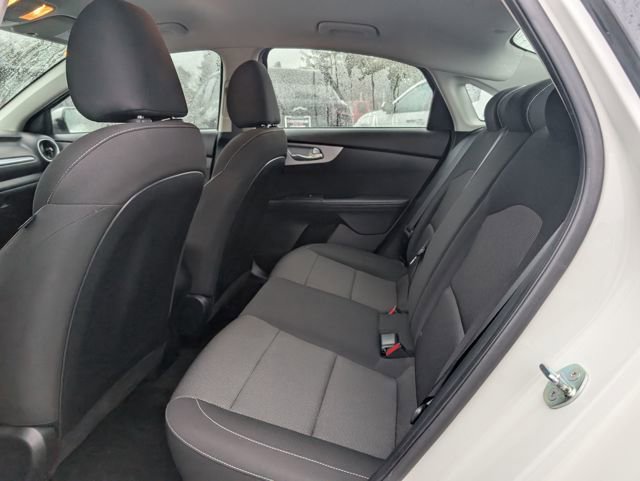 Used 2024 Kia Forte LXS w/ LXS Technology Package image 9