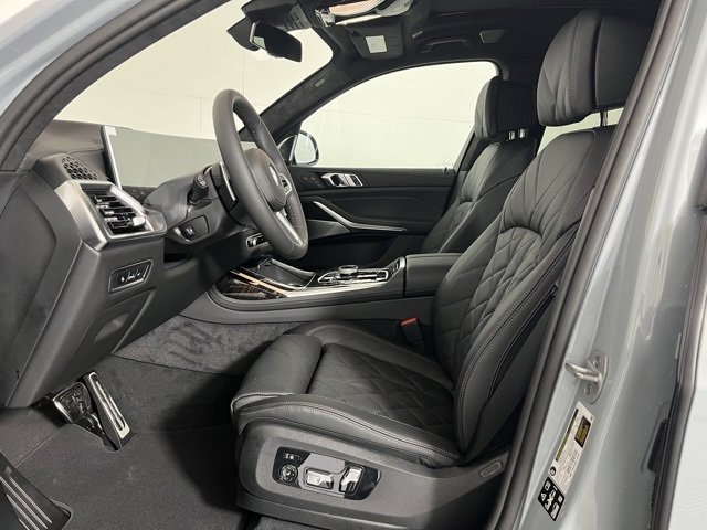 New 2026 BMW X7 xDrive40i w/ Executive Package image 11