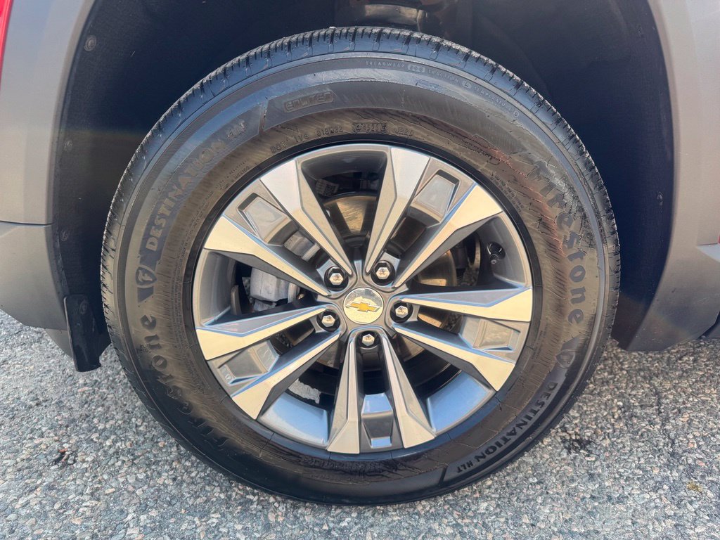 Used 2026 Chevrolet Equinox LT FWD image 7