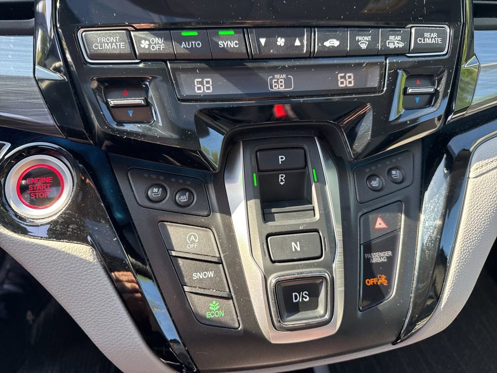 Used 2022 Honda Odyssey Elite image 14