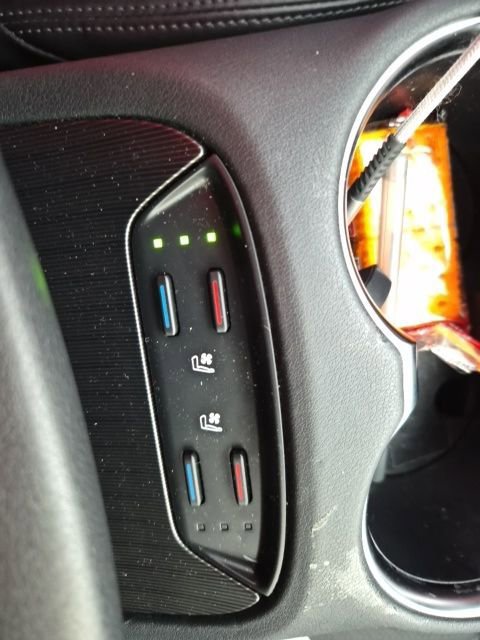 Used 2021 Toyota Venza XLE w/ Softex Package AWD/4WD image 11