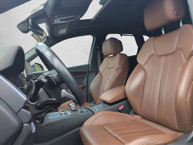 Used 2019 Audi Q5 2.0T Premium Plus w/ Premium Plus Package image 19