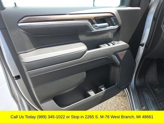 Used 2023 Chevrolet Silverado 1500 LT AWD/4WD image 14