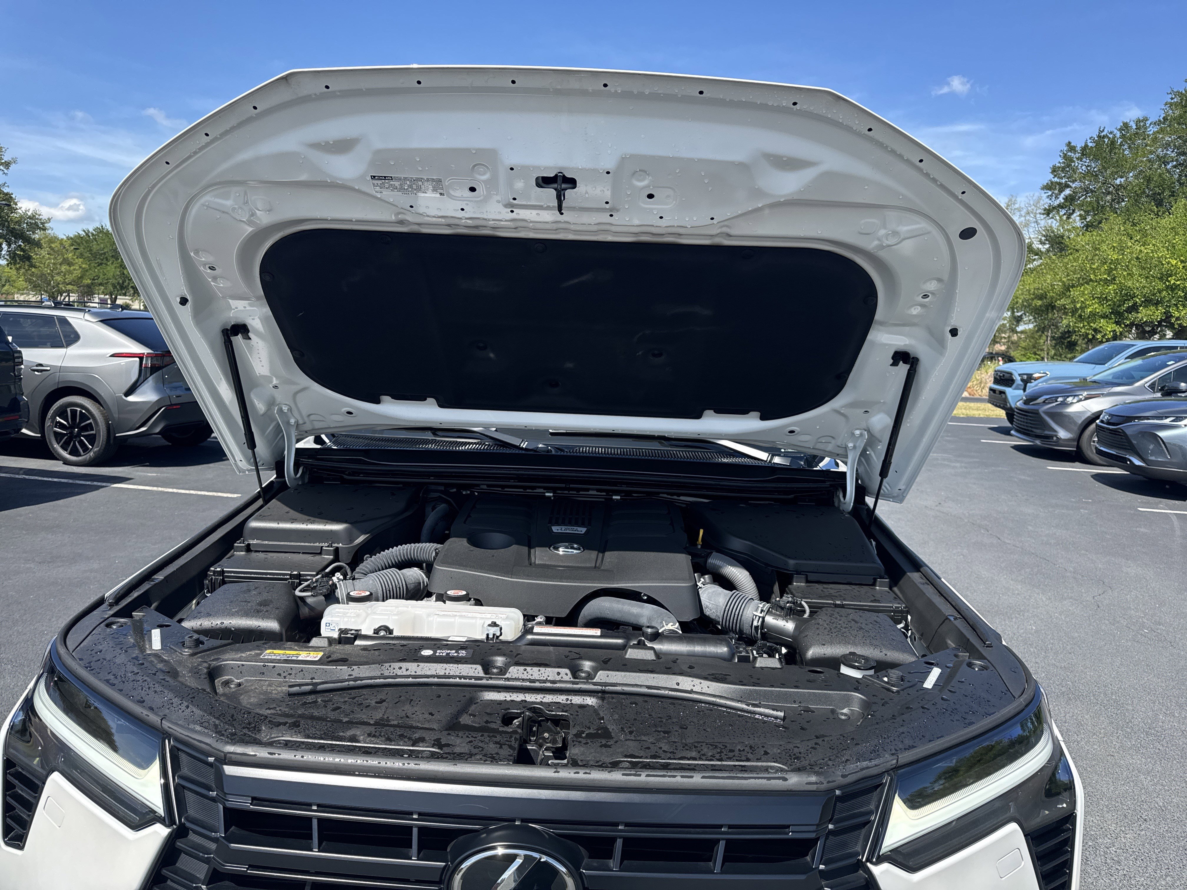 Used 2024 Lexus GX 550 AWD/4WD image 45