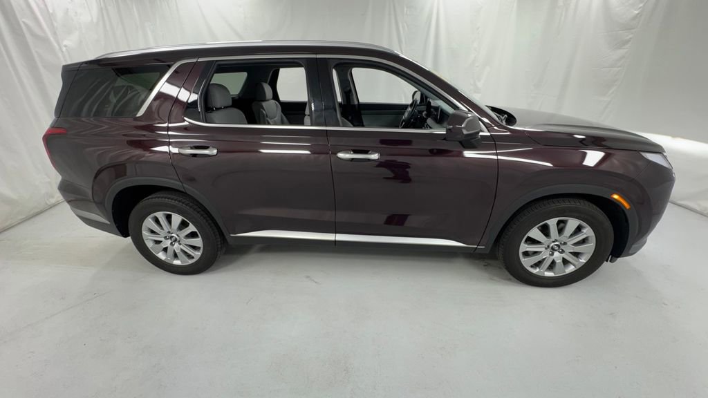 Used 2023 Hyundai Palisade SEL w/ Cargo Package AWD/4WD image 2