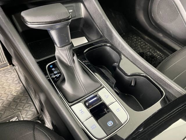 Used 2026 Hyundai Santa Cruz SE AWD/4WD image 9