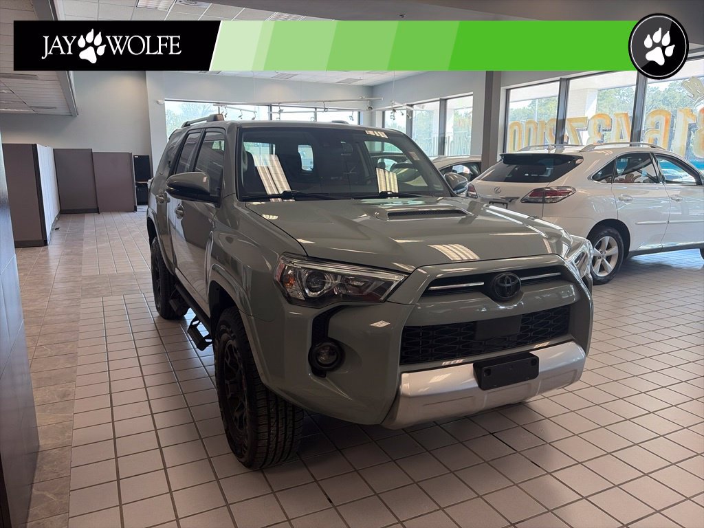 Used 2022 Toyota 4Runner TRD Off-Road Premium w/ TRD Black Wheel Package (TMS) AWD/4WD image 2
